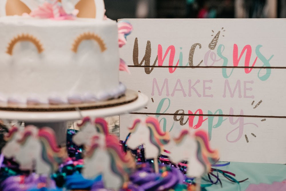 Unicorn decorations for an easy party theme